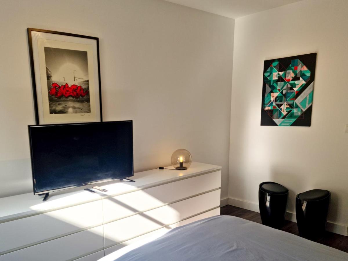 Les Arenes, 1 A 6 Personnes En Centre * Nimes