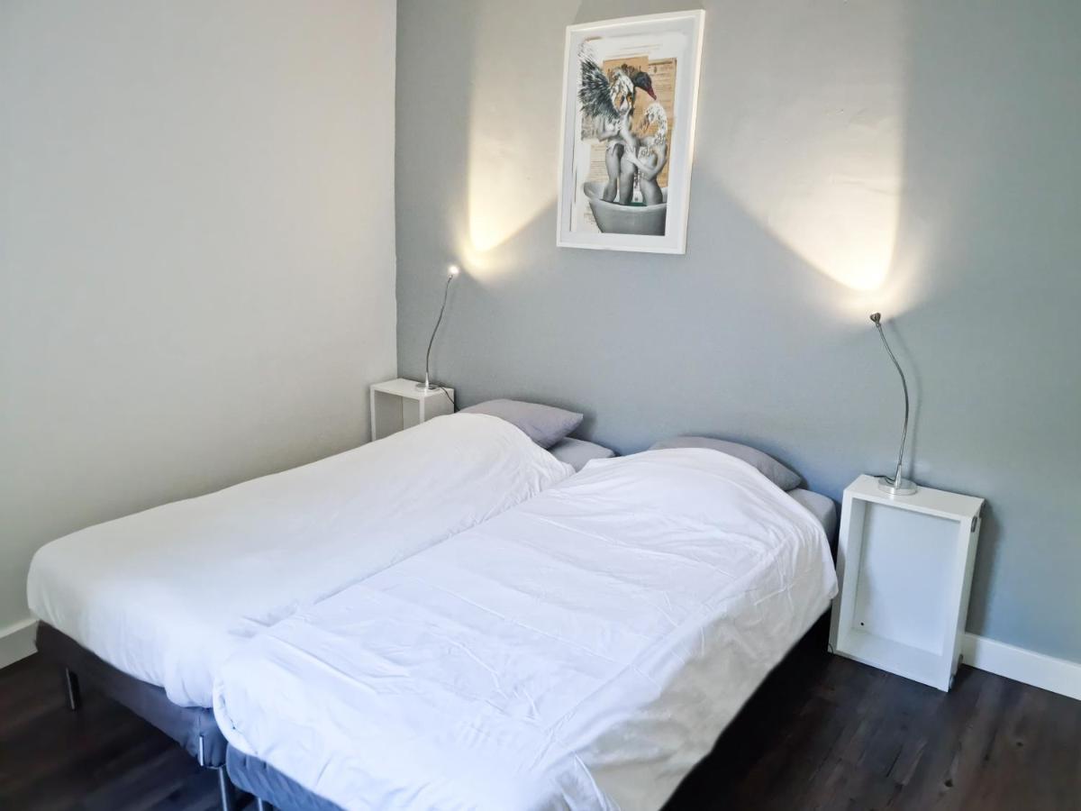 Les Arenes, 1 A 6 Personnes En Centre Nimes